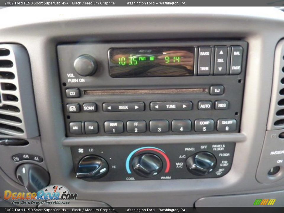 Controls of 2002 Ford F150 Sport SuperCab 4x4 Photo #18