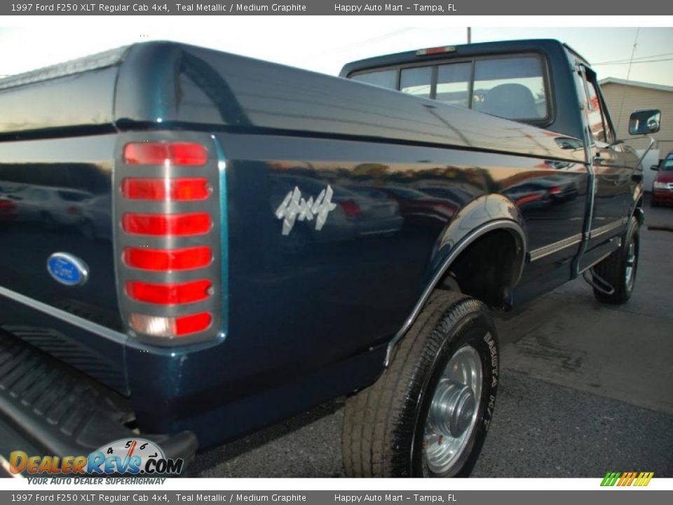 1997 Ford F250 XLT Regular Cab 4x4 Teal Metallic / Medium Graphite Photo #16