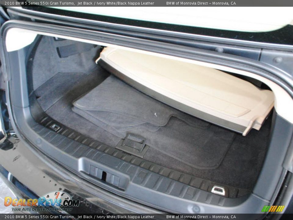 2010 BMW 5 Series 550i Gran Turismo Trunk Photo #9