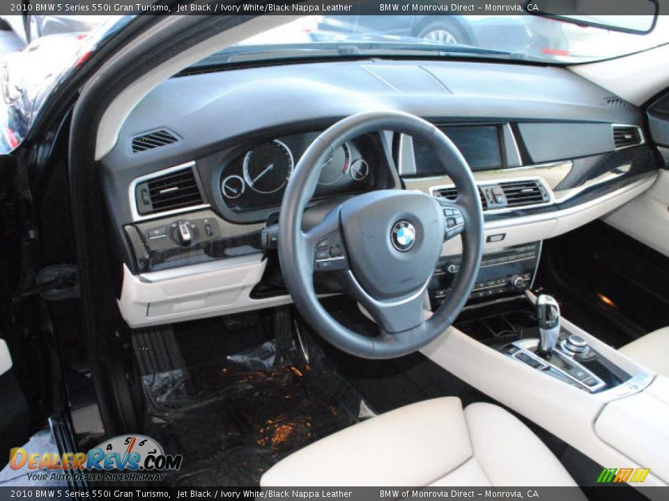 Ivory White/Black Nappa Leather Interior - 2010 BMW 5 Series 550i Gran Turismo Photo #14