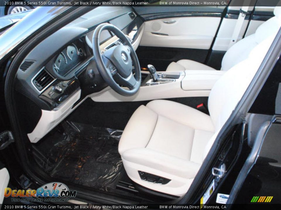 Ivory White/Black Nappa Leather Interior - 2010 BMW 5 Series 550i Gran Turismo Photo #15