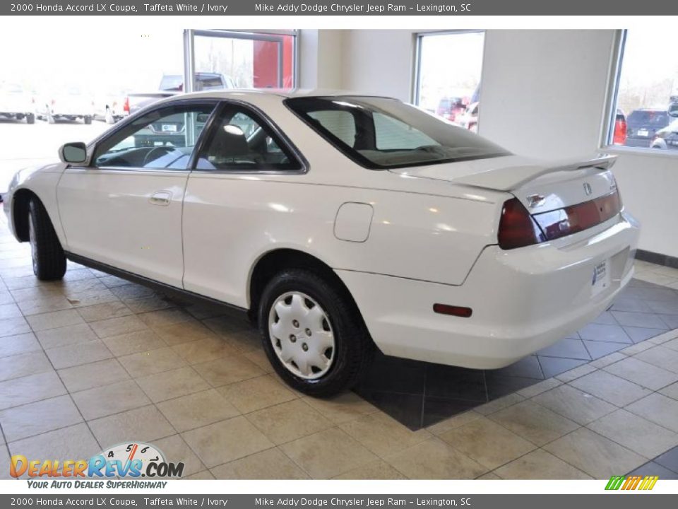 2000 Honda Accord LX Coupe Taffeta White / Ivory Photo #7