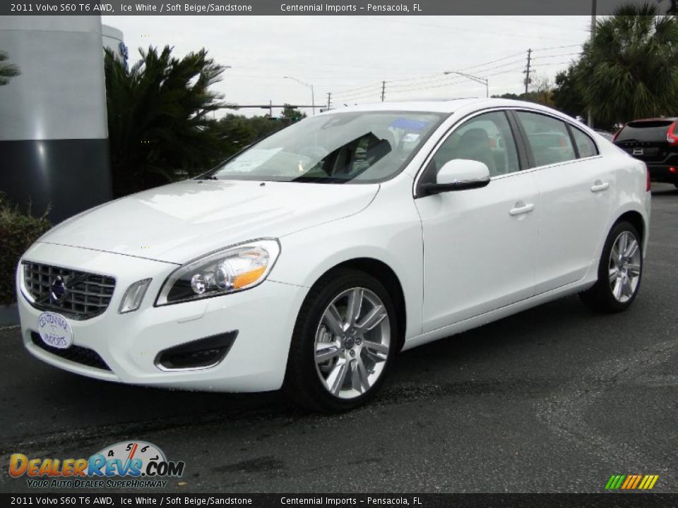 Front 3/4 View of 2011 Volvo S60 T6 AWD Photo #1