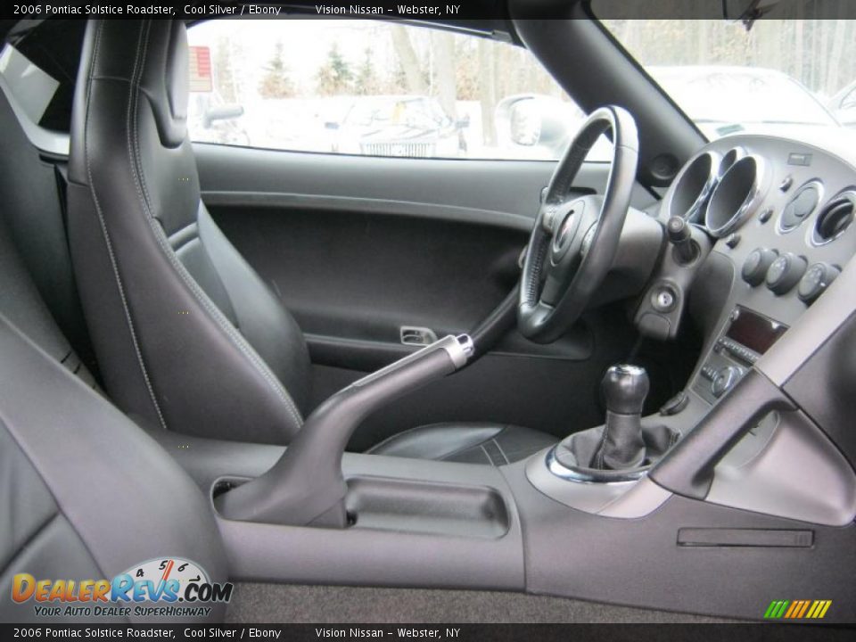 Ebony Interior - 2006 Pontiac Solstice Roadster Photo #7