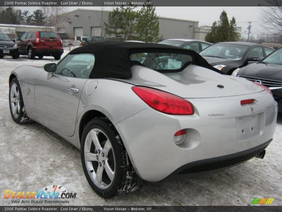 Cool Silver 2006 Pontiac Solstice Roadster Photo #16