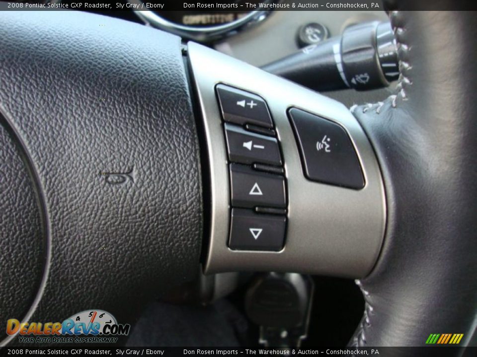 Controls of 2008 Pontiac Solstice GXP Roadster Photo #36
