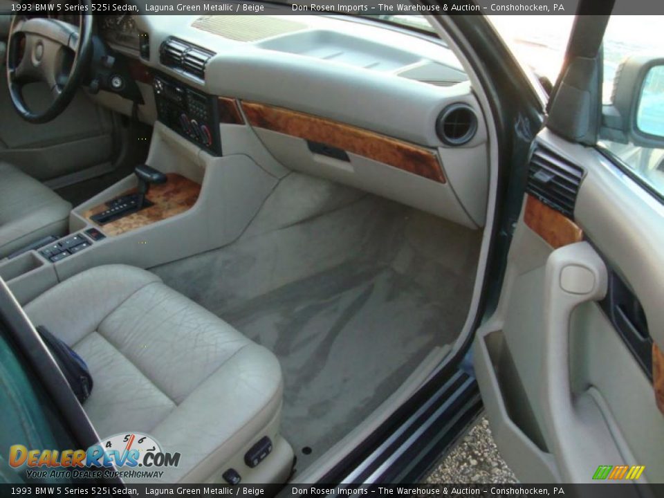 1993 BMW 5 Series 525i Sedan Laguna Green Metallic / Beige Photo #19