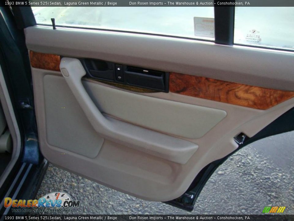 1993 BMW 5 Series 525i Sedan Laguna Green Metallic / Beige Photo #27