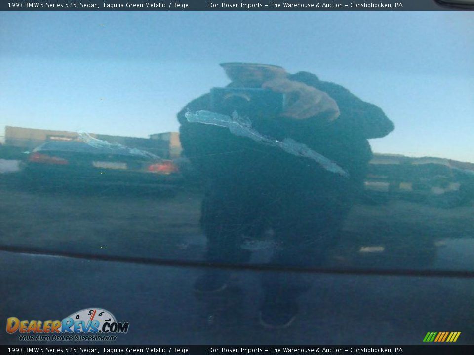 1993 BMW 5 Series 525i Sedan Laguna Green Metallic / Beige Photo #35