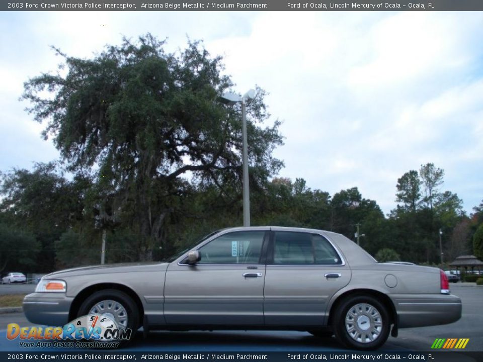 2003 Ford Crown Victoria Police Interceptor Arizona Beige Metallic / Medium Parchment Photo #2