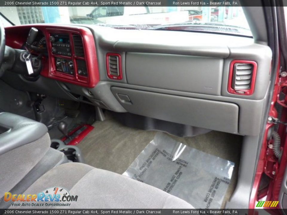 2006 Chevrolet Silverado 1500 Z71 Regular Cab 4x4 Sport Red Metallic / Dark Charcoal Photo #18