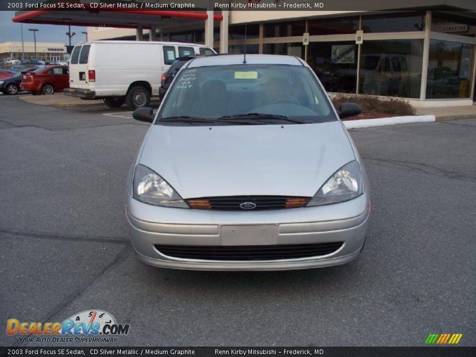 2003 Ford Focus SE Sedan CD Silver Metallic / Medium Graphite Photo #8