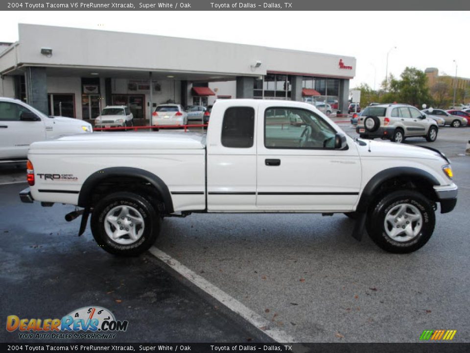 2004 Toyota Tacoma V6 PreRunner Xtracab Super White / Oak Photo #5