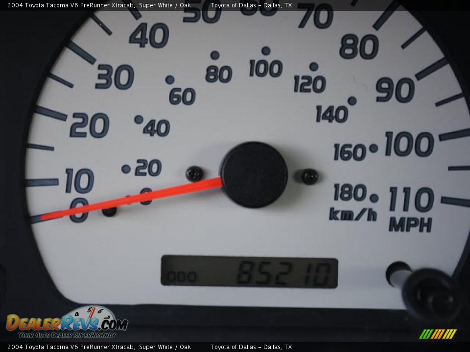 2004 Toyota Tacoma V6 PreRunner Xtracab Super White / Oak Photo #12