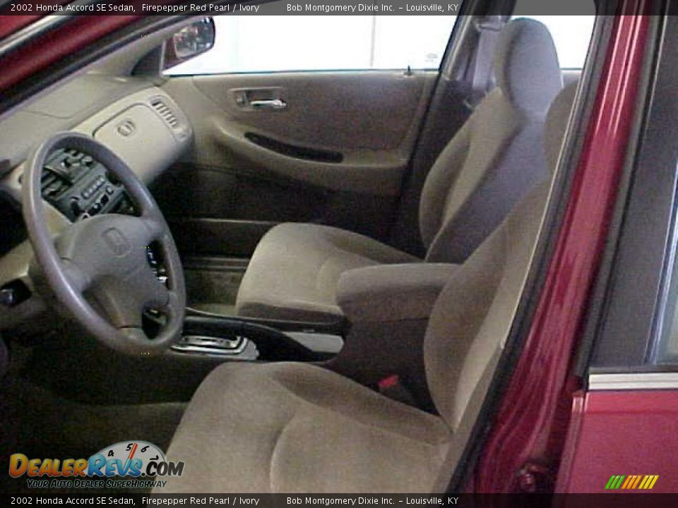 2002 Honda Accord SE Sedan Firepepper Red Pearl / Ivory Photo #8