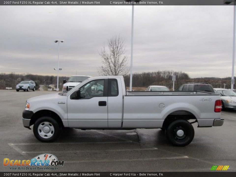 2007 Ford F150 XL Regular Cab 4x4 Silver Metallic / Medium Flint Photo #6