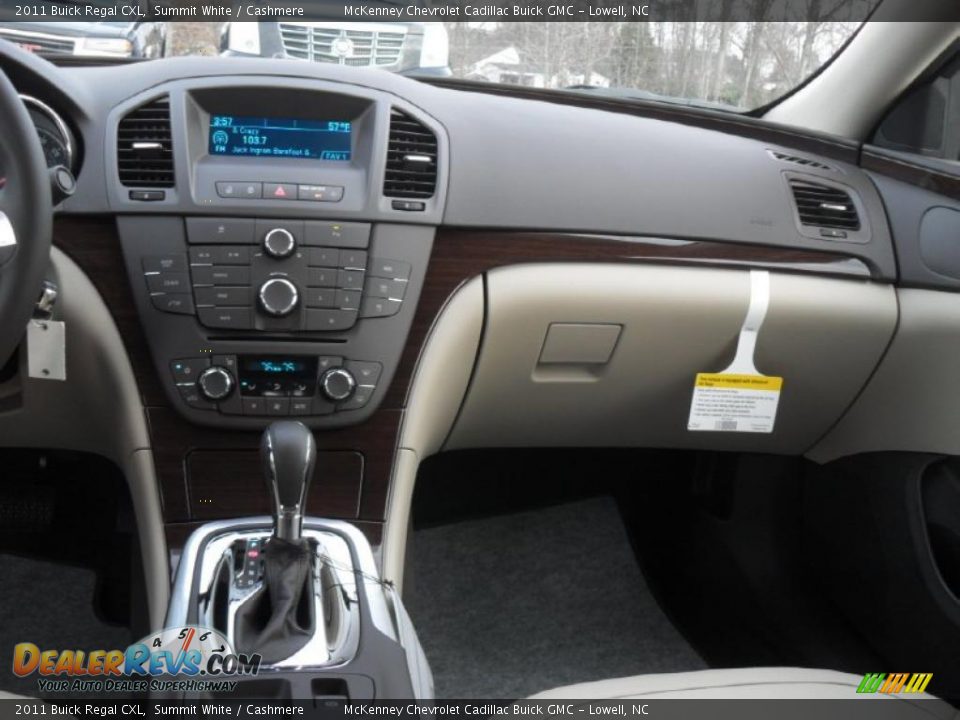 2011 Buick Regal CXL Summit White / Cashmere Photo #17