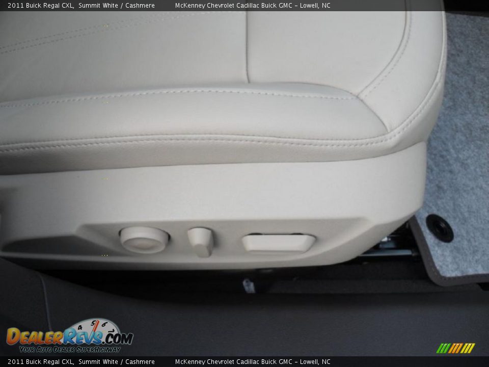 2011 Buick Regal CXL Summit White / Cashmere Photo #21