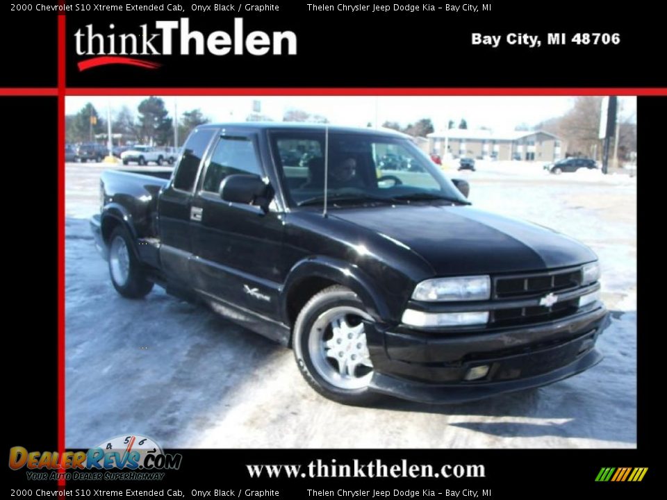 2000 Chevrolet S10 Xtreme Extended Cab Onyx Black / Graphite Photo #1