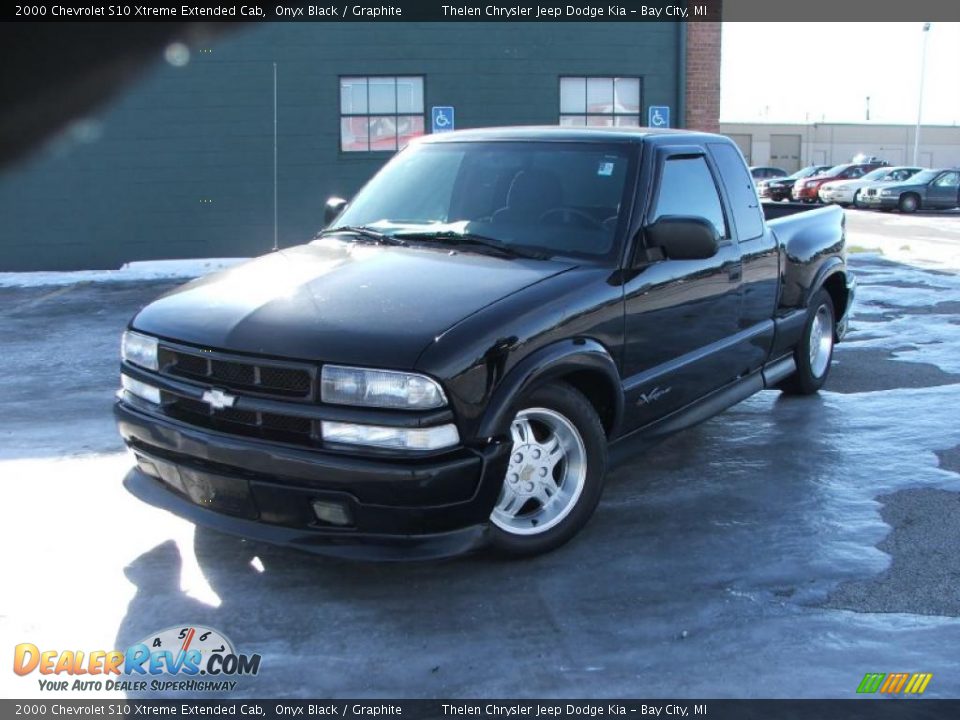 2000 Chevrolet S10 Xtreme Extended Cab Onyx Black / Graphite Photo #3