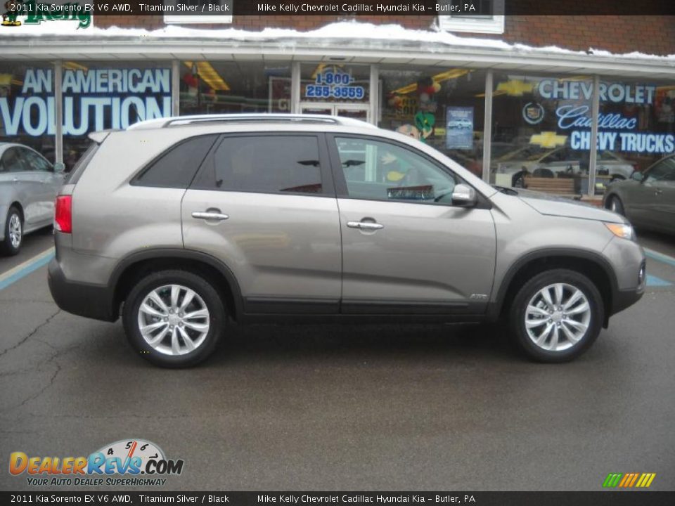 2011 Kia Sorento EX V6 AWD Titanium Silver / Black Photo #2