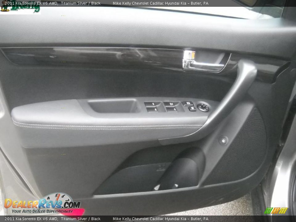 2011 Kia Sorento EX V6 AWD Titanium Silver / Black Photo #8