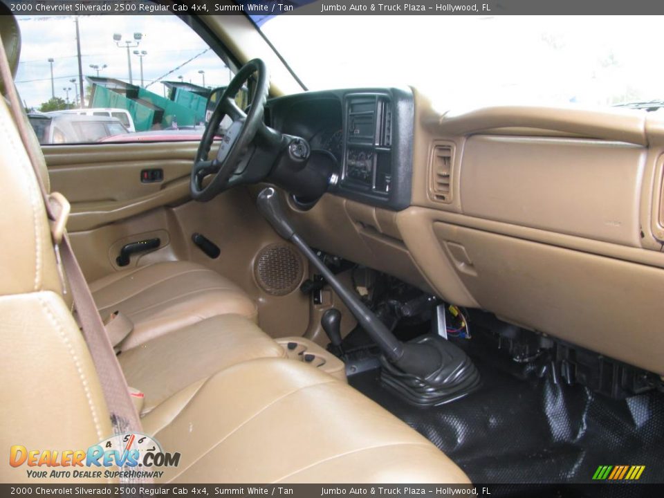 Dashboard of 2000 Chevrolet Silverado 2500 Regular Cab 4x4 Photo #14