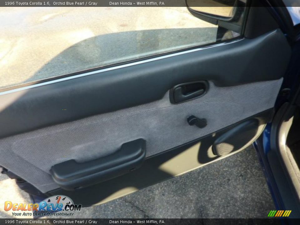 1996 Toyota Corolla 1.6 Orchid Blue Pearl / Gray Photo #11