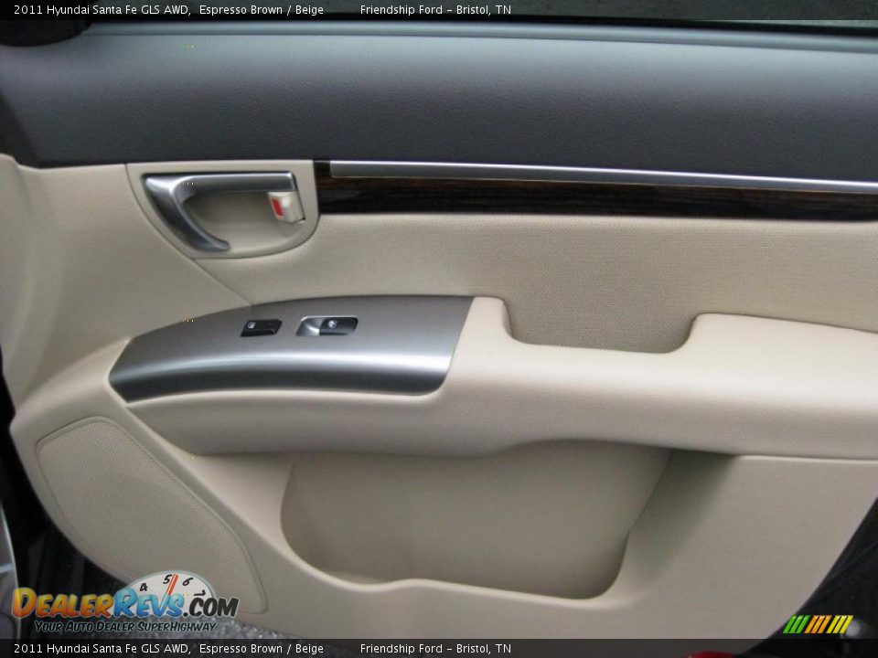 Door Panel of 2011 Hyundai Santa Fe GLS AWD Photo #19