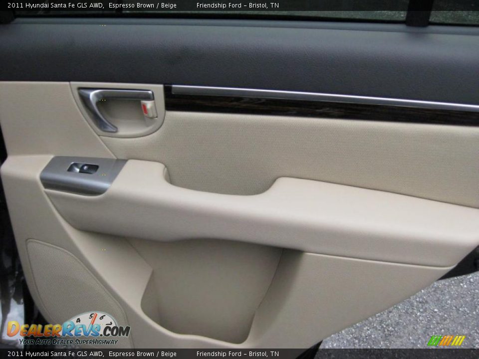 Door Panel of 2011 Hyundai Santa Fe GLS AWD Photo #22