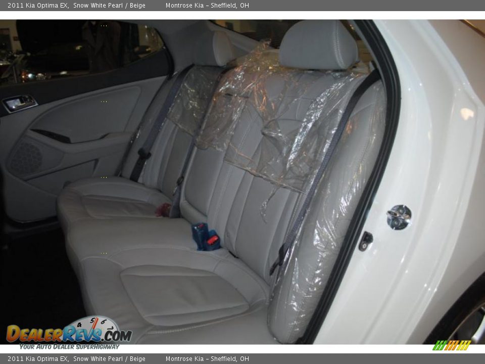 2011 Kia Optima EX Snow White Pearl / Beige Photo #17