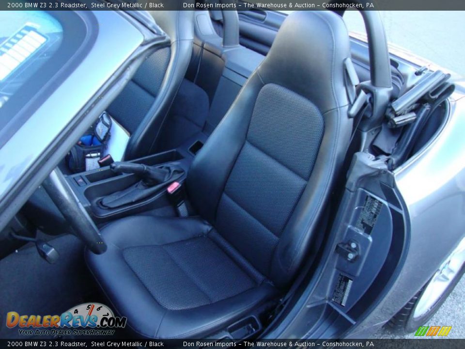 Black Interior - 2000 BMW Z3 2.3 Roadster Photo #17