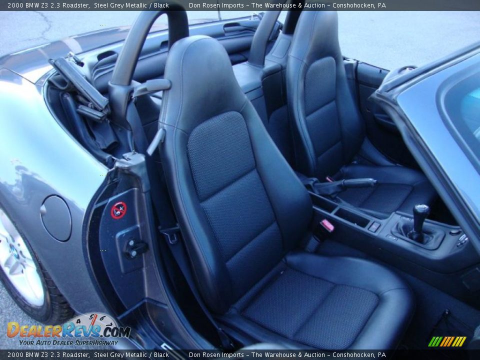 Black Interior - 2000 BMW Z3 2.3 Roadster Photo #21