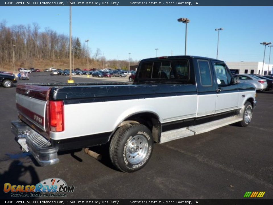 1996 Ford F150 XLT Extended Cab Silver Frost Metallic / Opal Grey Photo #2