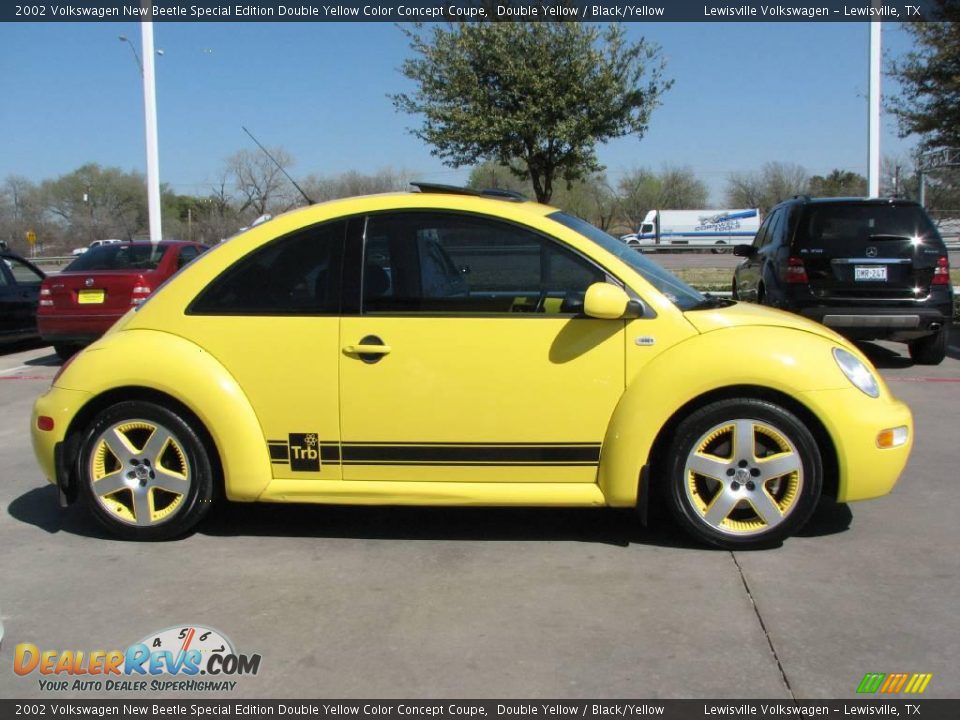 2002 Volkswagen New Beetle Special Edition Double Yellow Color Concept Coupe Double Yellow / Black/Yellow Photo #6