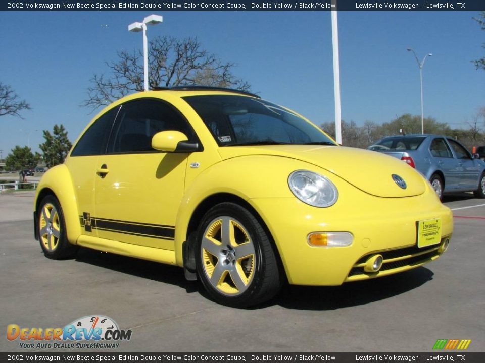 2002 Volkswagen New Beetle Special Edition Double Yellow Color Concept Coupe Double Yellow / Black/Yellow Photo #7