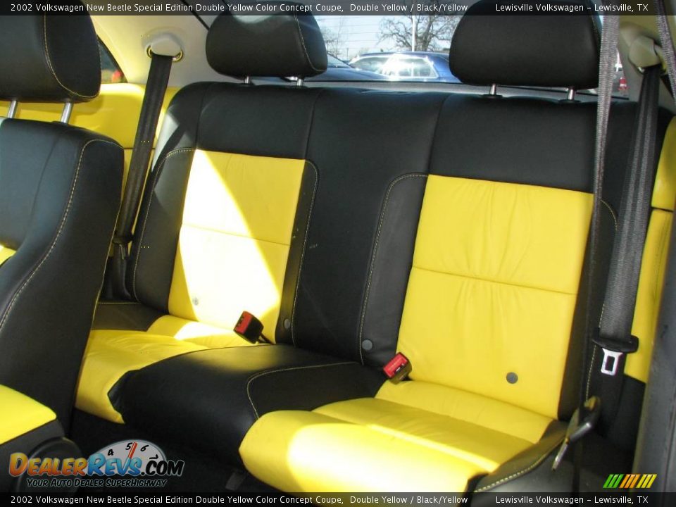 2002 Volkswagen New Beetle Special Edition Double Yellow Color Concept Coupe Double Yellow / Black/Yellow Photo #12