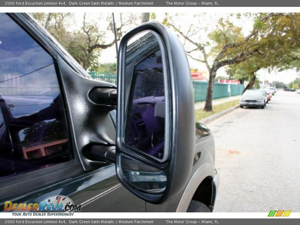 2000 Ford Excursion Limited 4x4 Dark Green Satin Metallic / Medium Parchment Photo #24