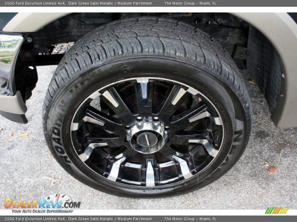 Custom Wheels of 2000 Ford Excursion Limited 4x4 Photo #27