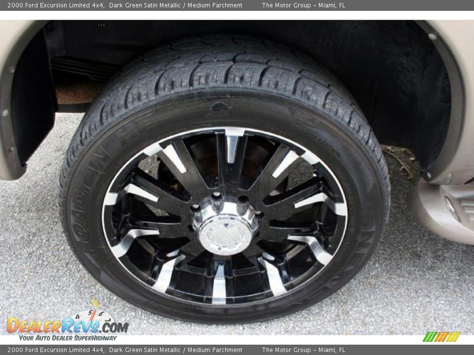 Custom Wheels of 2000 Ford Excursion Limited 4x4 Photo #29