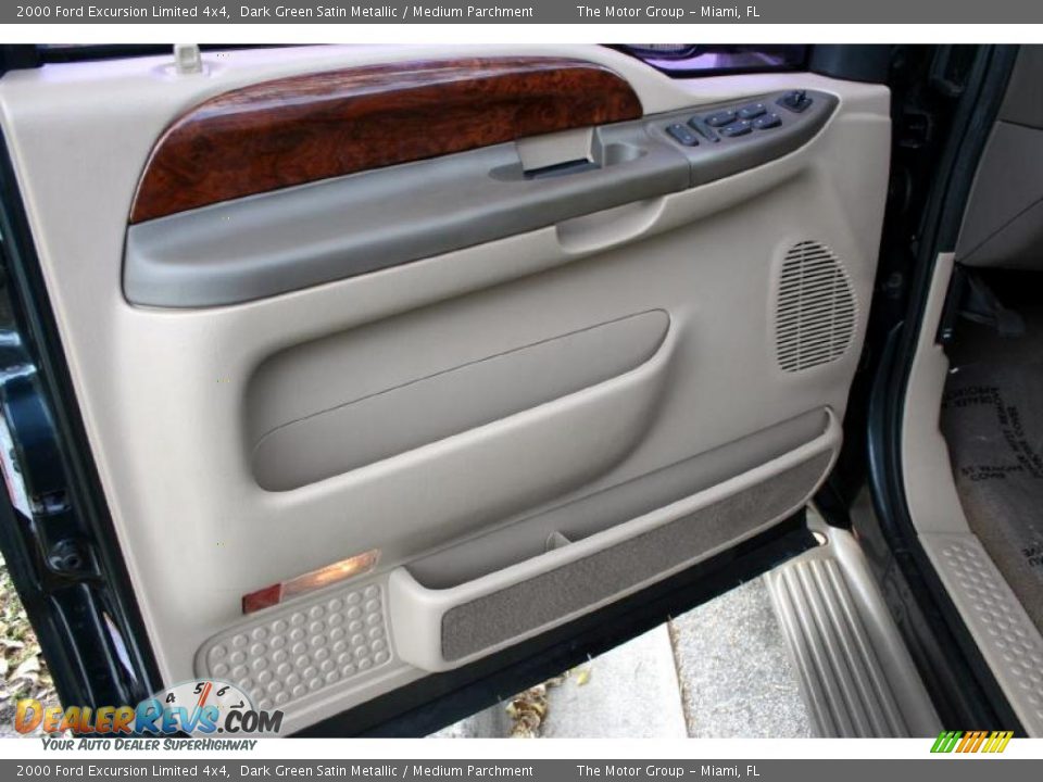 2000 Ford Excursion Limited 4x4 Dark Green Satin Metallic / Medium Parchment Photo #31