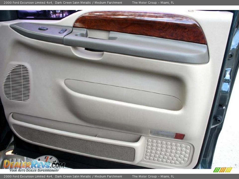 2000 Ford Excursion Limited 4x4 Dark Green Satin Metallic / Medium Parchment Photo #32