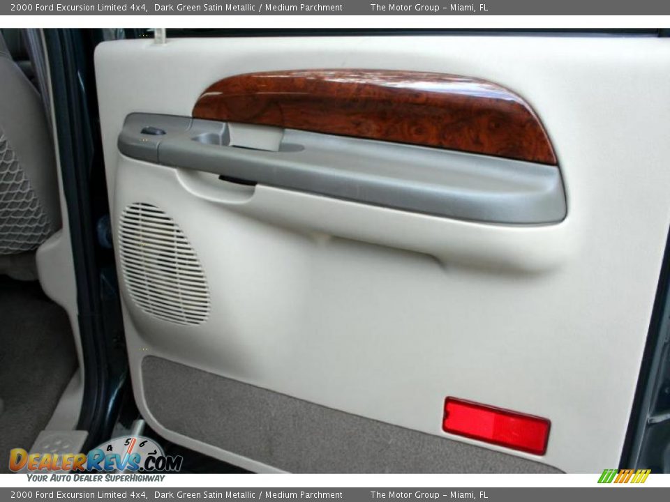 2000 Ford Excursion Limited 4x4 Dark Green Satin Metallic / Medium Parchment Photo #34