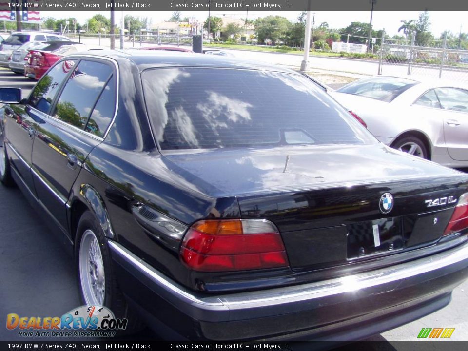 1997 BMW 7 Series 740iL Sedan Jet Black / Black Photo #10