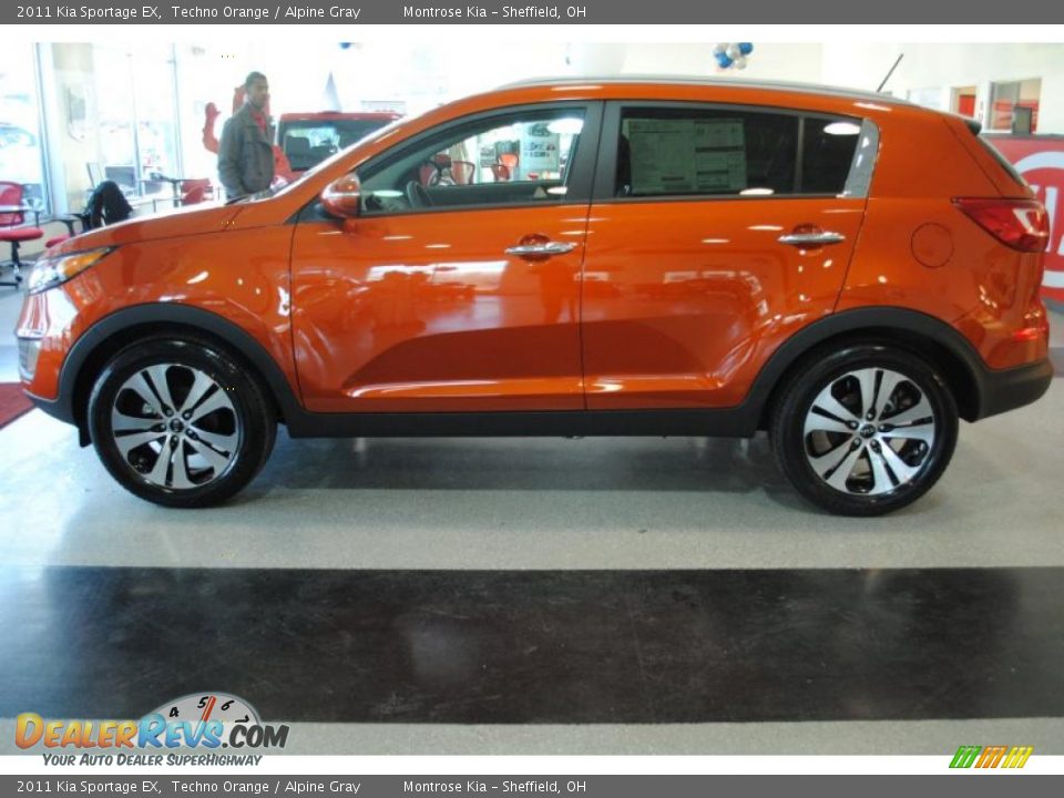 Techno Orange 2011 Kia Sportage EX Photo #3