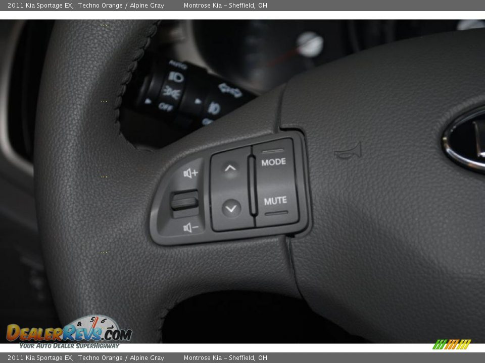 Controls of 2011 Kia Sportage EX Photo #27