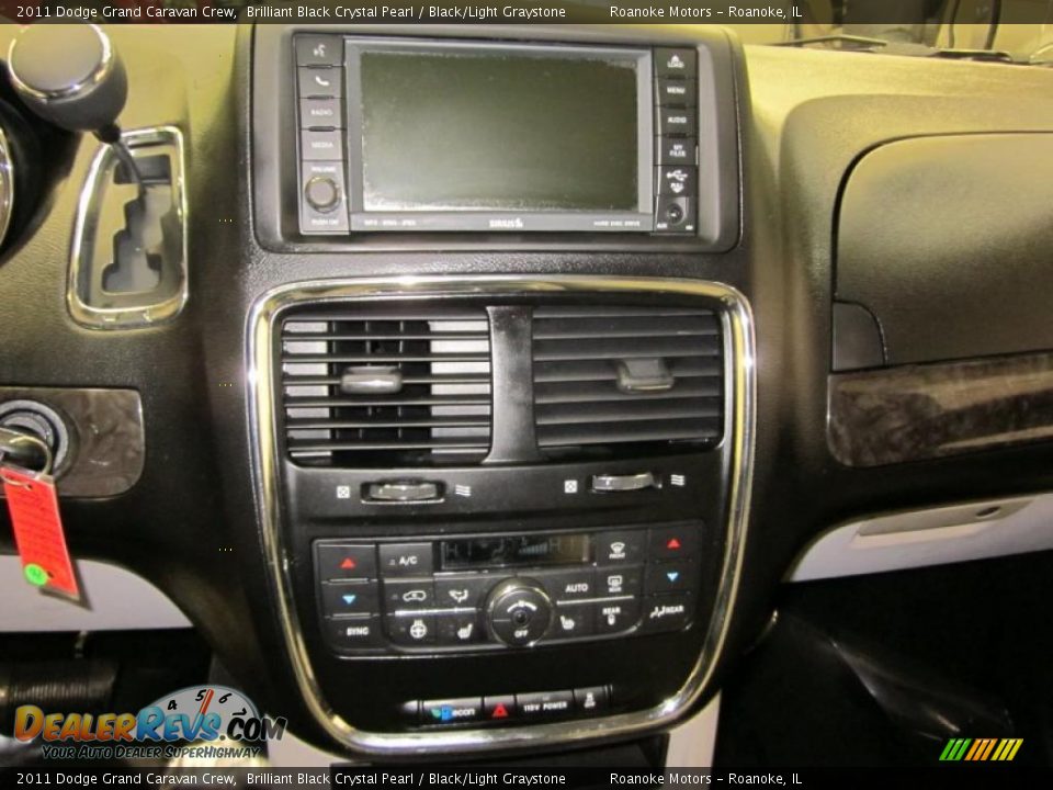 Controls of 2011 Dodge Grand Caravan Crew Photo #8