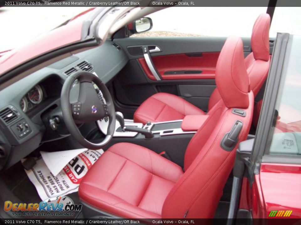 Cranberry Leather/Off Black Interior - 2011 Volvo C70 T5 Photo #11
