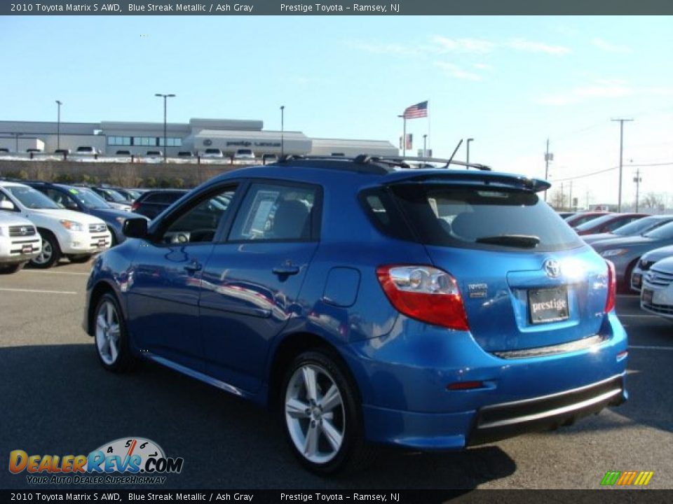 2010 Toyota Matrix S AWD Blue Streak Metallic / Ash Gray Photo #4