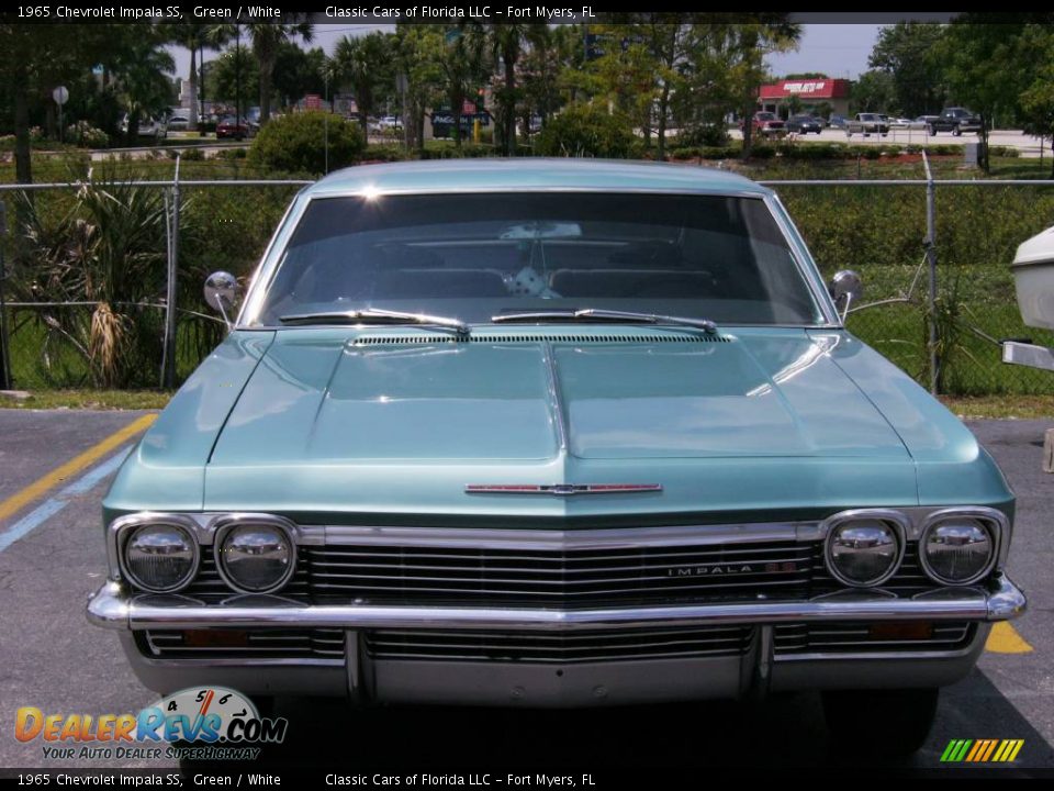 1965 Chevrolet Impala SS Green / White Photo #3